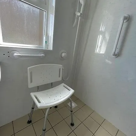 Scenic Oceanfront Retreat- Buliban بيت للعطل Ballyhillin