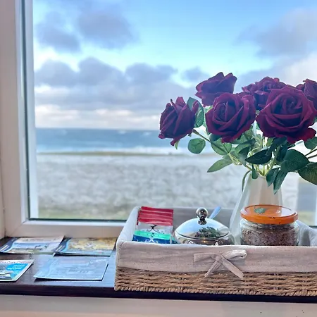 Scenic Oceanfront Retreat- Buliban *