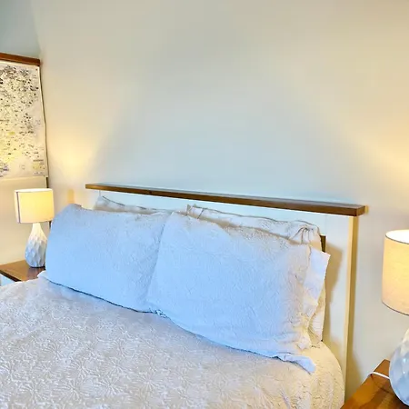 Ferienhaus Scenic Oceanfront Retreat- Buliban