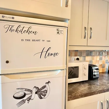 Scenic Oceanfront Retreat- Buliban Ballyhillin