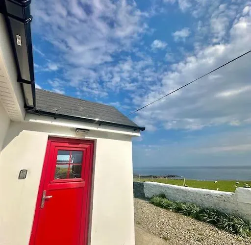 Scenic Oceanfront Retreat- Buliban 펜션 *